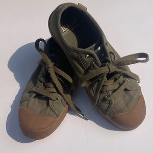 Palladium Pallapheonix Sneakers